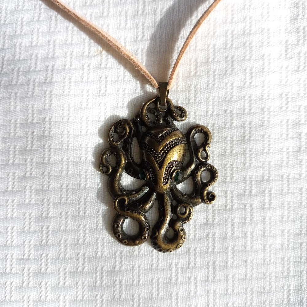 Octopus Pendant Necklace with Rhinestone Eyes - Picture 3 of 5